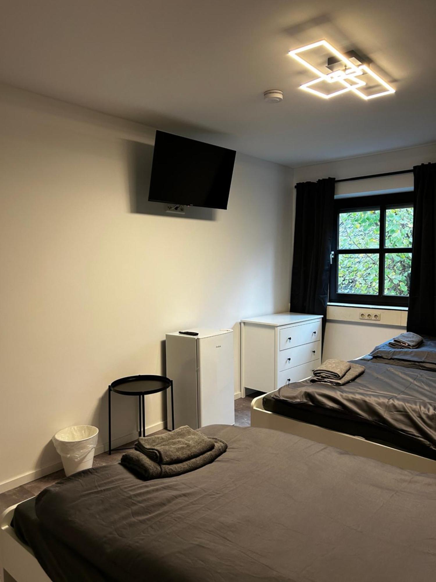 Olymp Wettenberg - Monteurzimmer Launsbach ภายนอก รูปภาพ