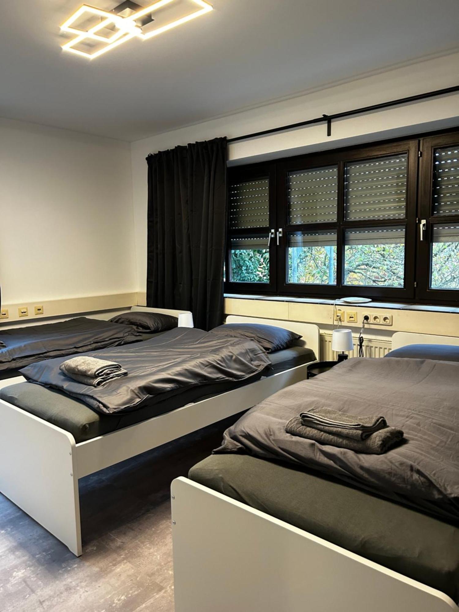 Olymp Wettenberg - Monteurzimmer Launsbach ภายนอก รูปภาพ
